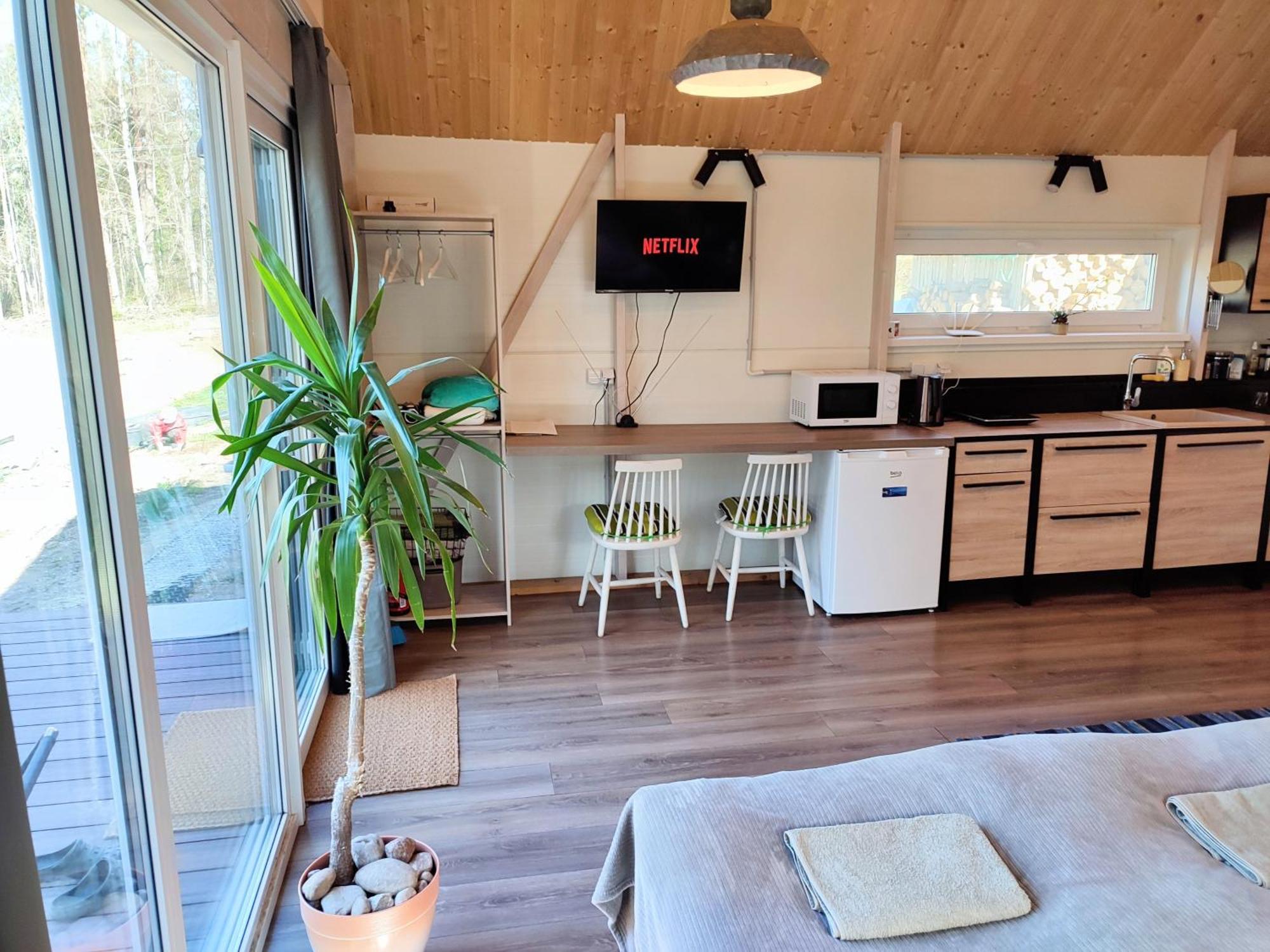 Modern Sauna Cabin In Horse Ranch Liyeplauke المظهر الخارجي الصورة